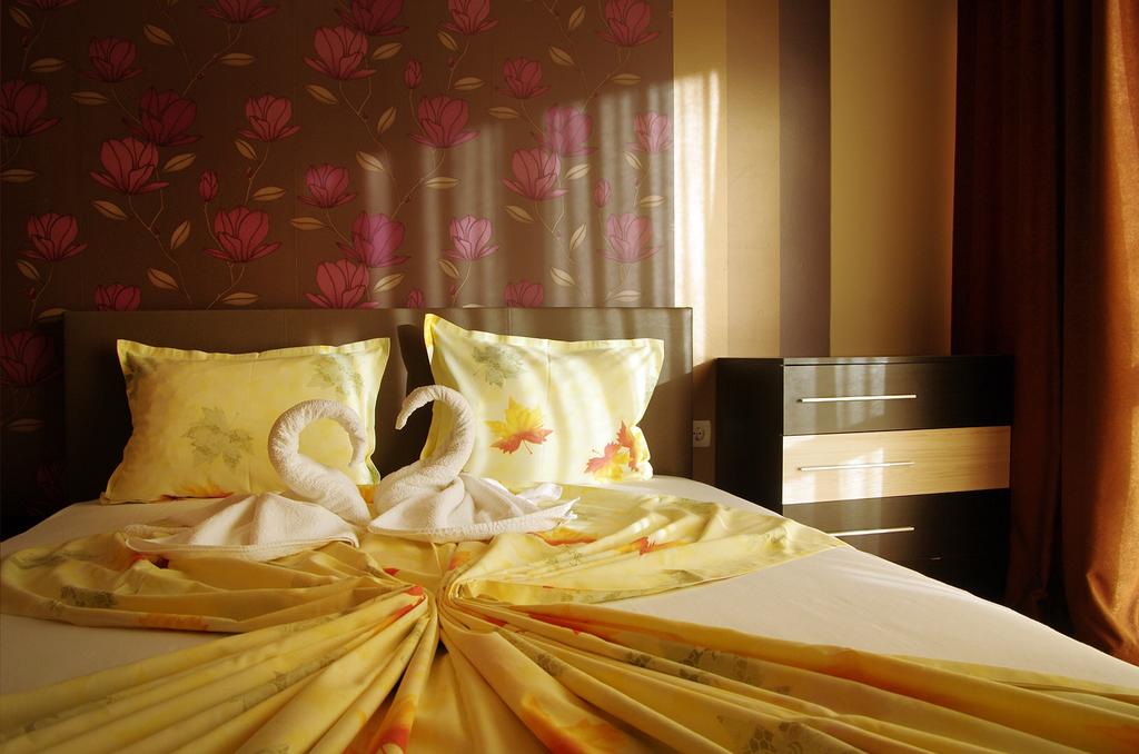 CABANA_BEACH_HOTEL_NESSEBAR_BULGARIA_AIR_TOUR_TRAVEL